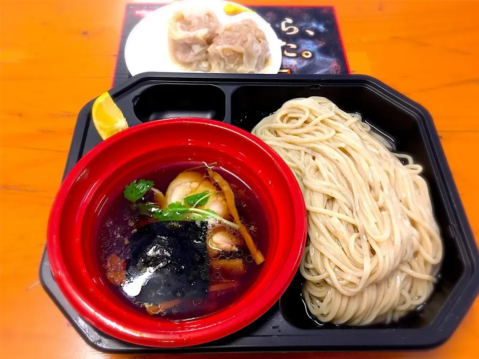 濃密鶏清湯と濃密昆布水のつけめん
＋金華豚シウマイ
@飯田商店
ラーメン日本一決定戦|morimi32さん