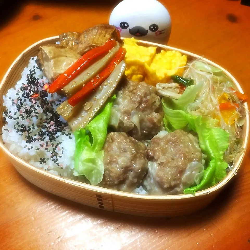 Snapdishの料理写真:今日の手作り焼売弁当|men-chan-chiさん