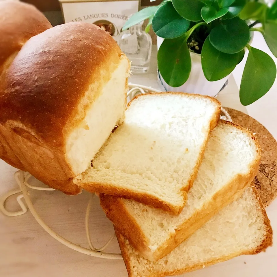 サザエボンさんのふわふわ食パン❤️|綾奈さん