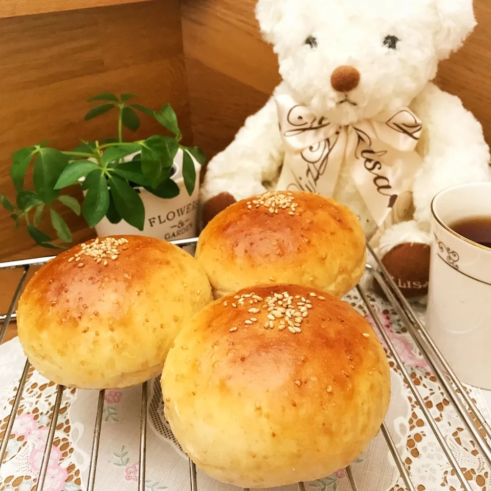 Snapdishの料理写真:ふんわりバンズ🍔|綾奈さん