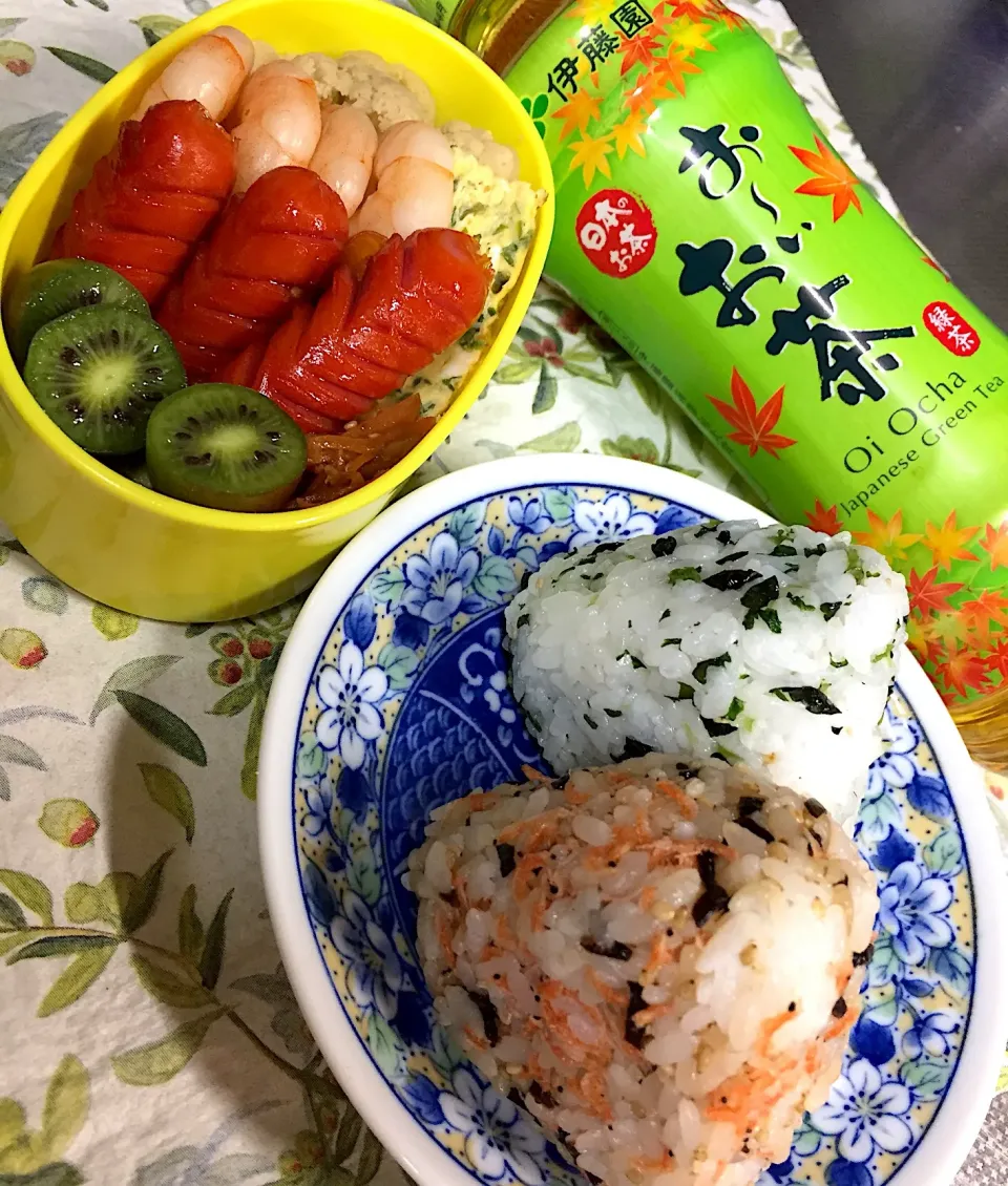 2食おにぎり弁当🍙🍙|みっこちゃんさん