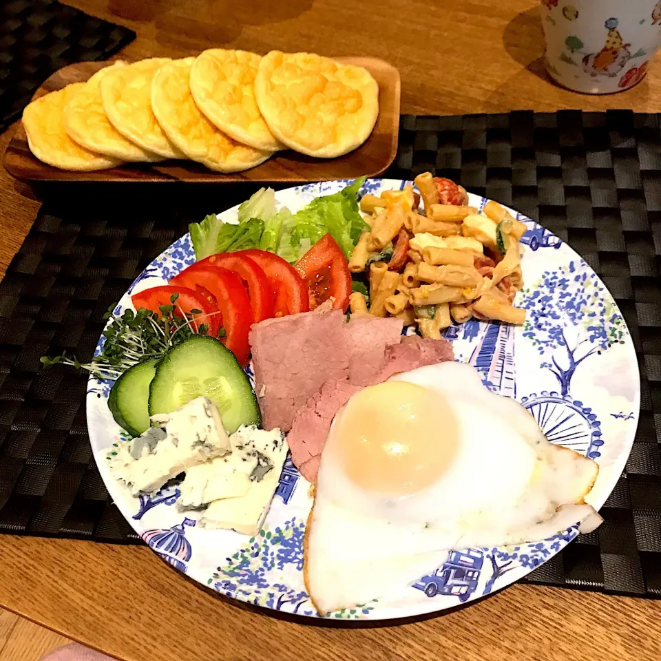 Snapdishの料理写真:クラウドブレッドでお休みの日のブランチを❤️|YOさん