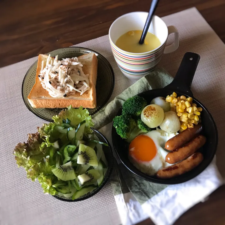 今日の朝ごはん|ぺんぎんさん