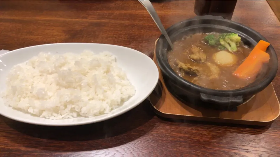 Snapdishの料理写真:アツアツカレー|おっちさん