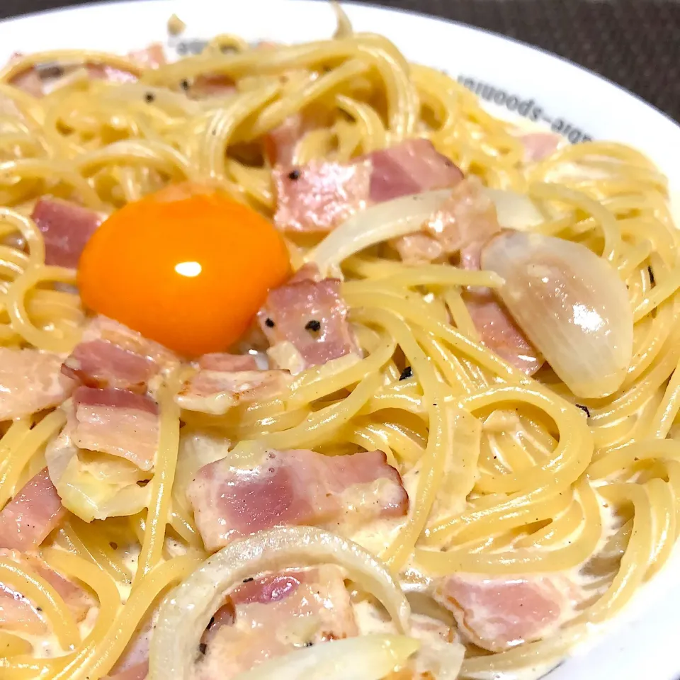 カルボナーラ
 #今日の晩御飯 
#パスタ|ぴらこさん