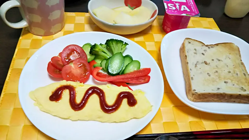 朝ご飯！オムレツとライ麦パン！|みんさん