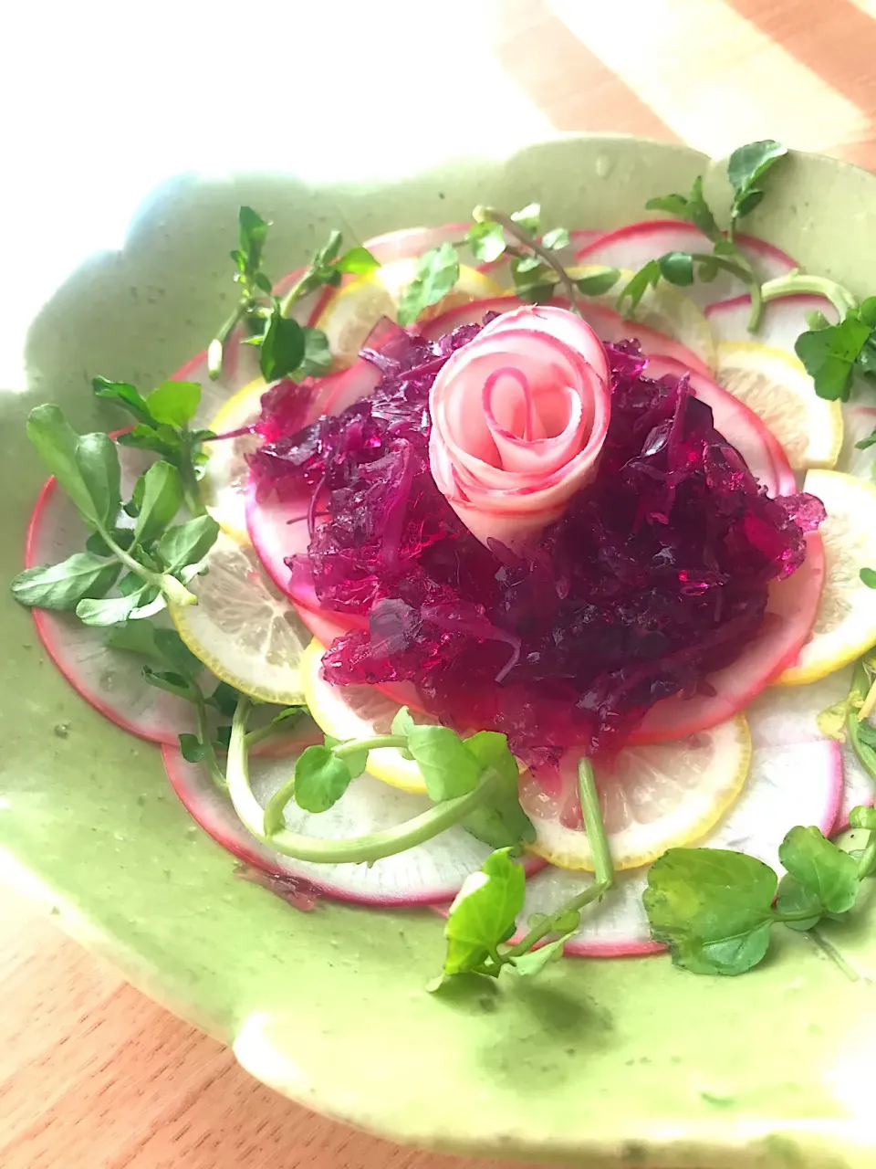 izoomさんの料理 菊花甘酢ジュレのピンクサラダ🎀|とんちんさん