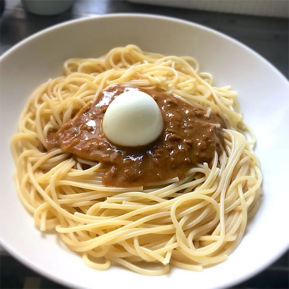 ランチに、キーマカレースパ玉子のせを頂きます🎉🎵👍|ギムレットさん