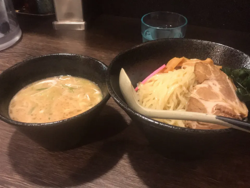 Snapdishの料理写真:濃厚 つけ麺  一福堂 山形|ぴょんこさん