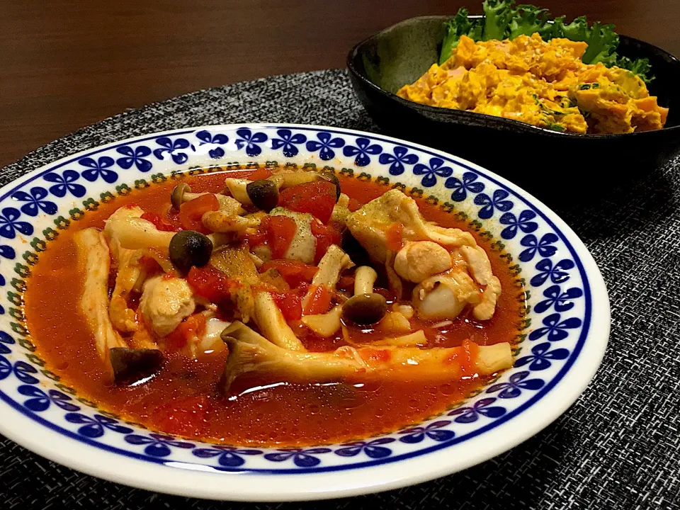 手羽元とキノコのトマト煮
カボチャサラダ|みっきーさん