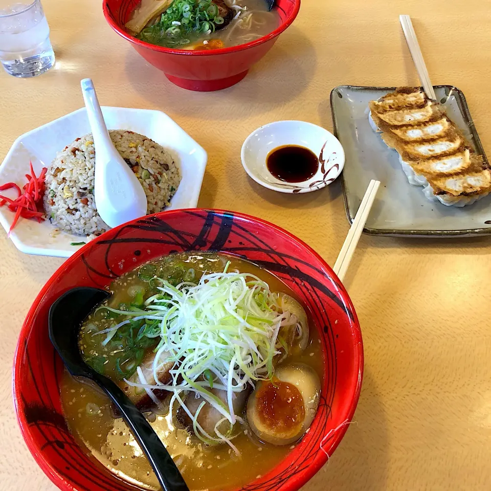 Snapdishの料理写真:味噌とんこつラーメン🍜|すかラインさん