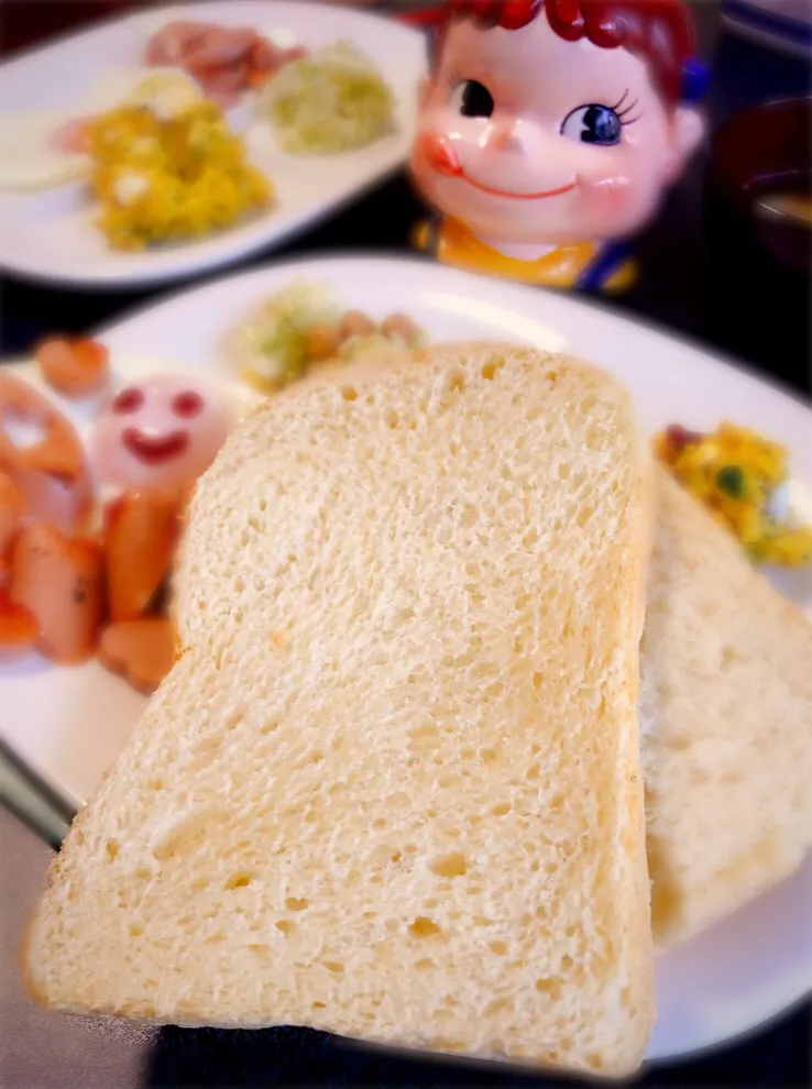 ふわんふわん♡シンプルHB食パン。|ぽき。さん