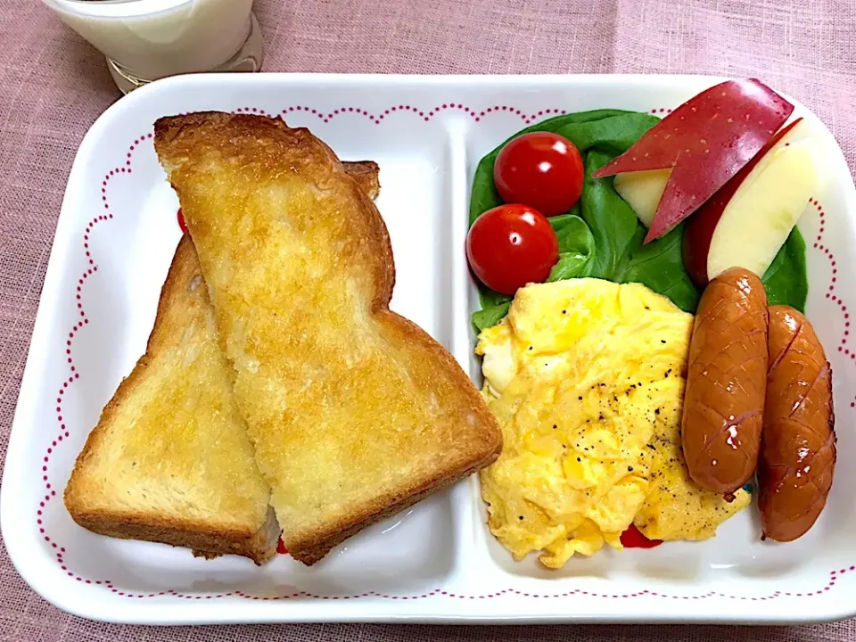 泉北堂の食パンでモーニングプレート|みぃさん