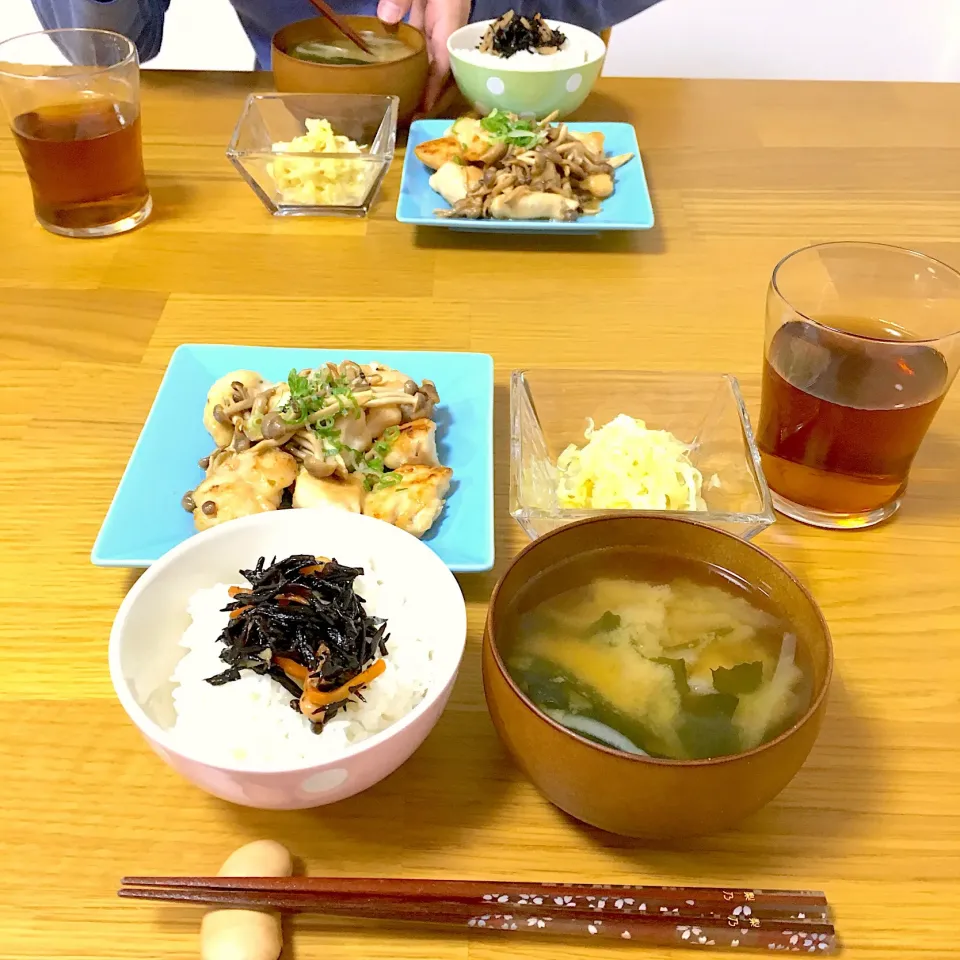 鶏肉とシメジの柚子胡椒炒め|りりさん