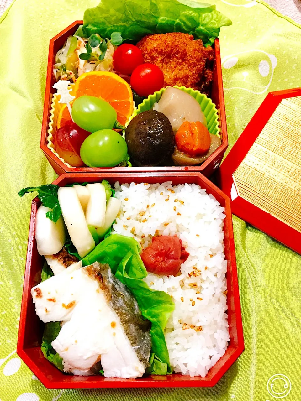 #お弁当  #お弁当じまん #お父さん弁当   #和食弁当 #魚メインのお弁当 #鱈の粕漬け  #和風煮染め  #野菜たっぷり  #ヘルシー弁当  #シャインマスカット|Blueberry🫐さん