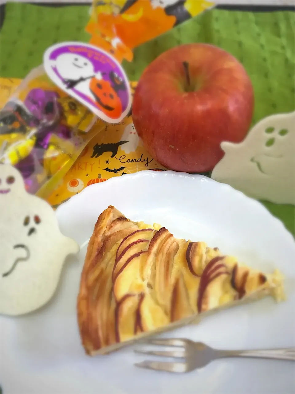 リンゴとお芋のタルト🥧🍎🍠|Miyukiさん