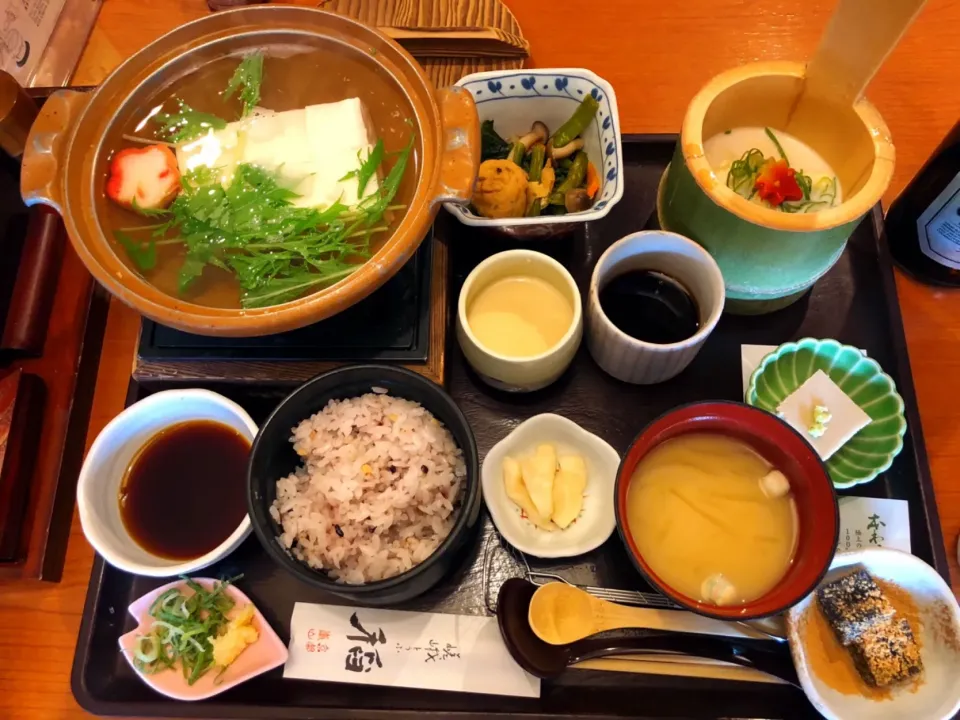 汲み上げ湯葉と湯豆腐の御膳@京都 嵐山|MAPITEEさん