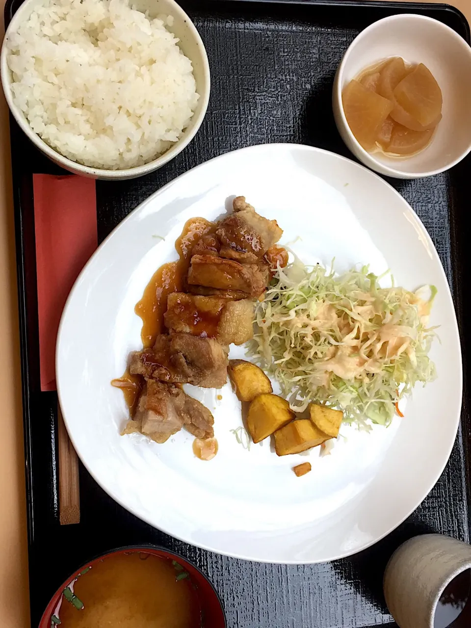 大学食堂のランチ|ごはんできたよ〜さん