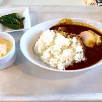 Snapdishの料理写真:学食のカレー@トンペー川内|こだまさん