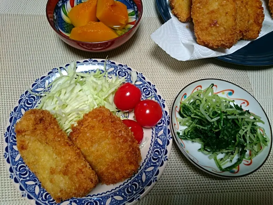 ☆今日の晩ごはん☆ 豚カツ  サラダ   水菜のごまあえ  かぼちゃ煮|hamamaさん