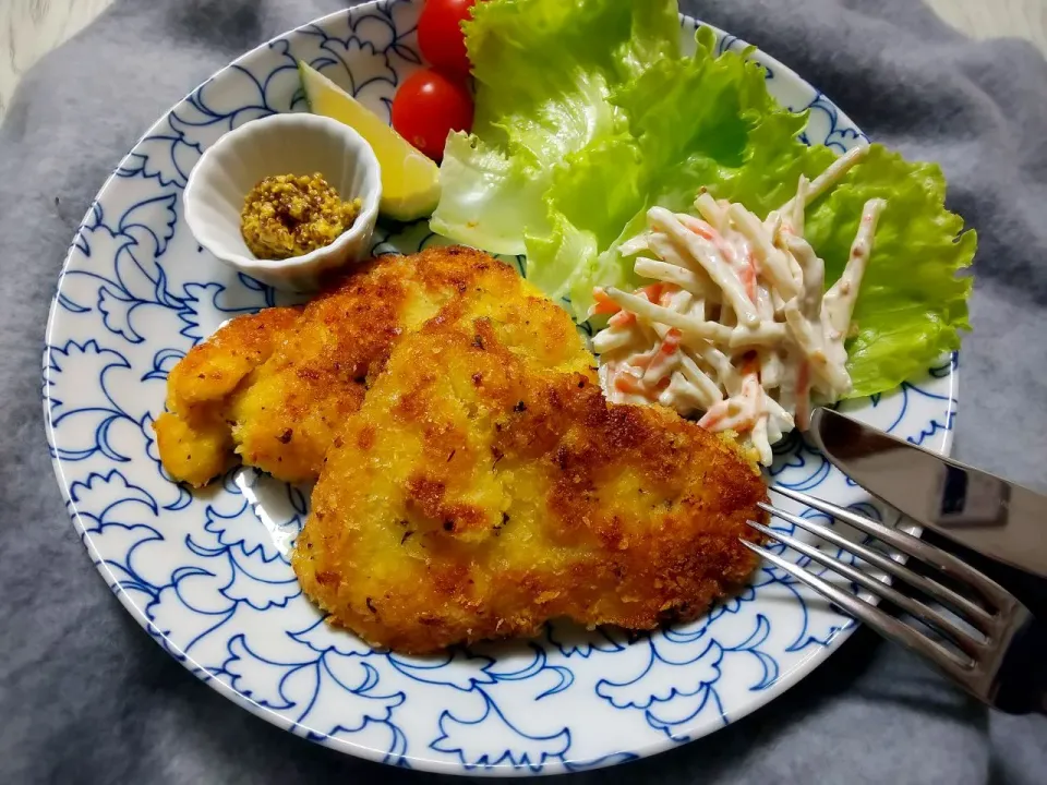 鶏むね肉のミラノ風カツレツ🇮🇹|真希さん