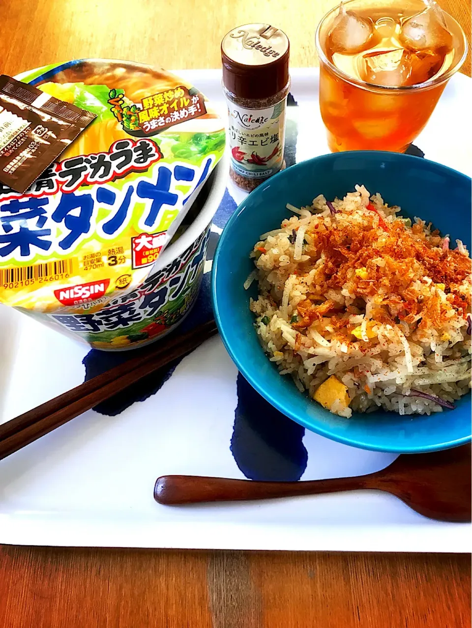 久々のカップ麺っ！！ このカップ麺ヘルシーなのか、じゃないのかわからないー(´∀｀)|良太さん