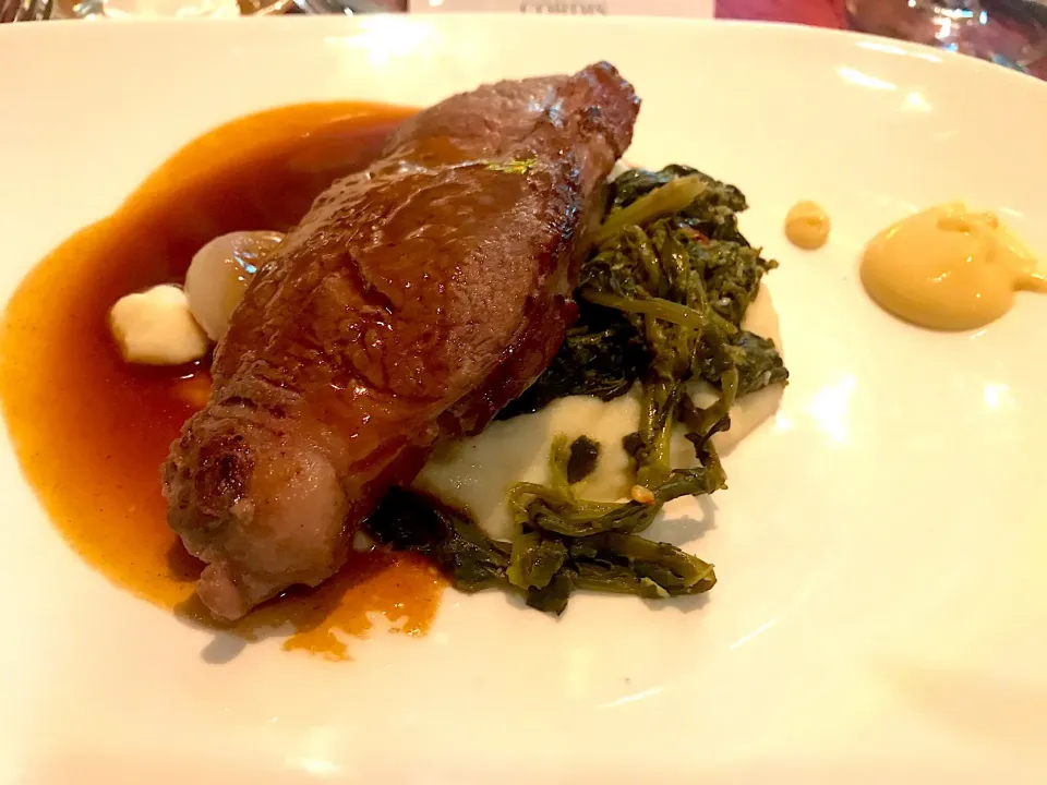 Slow roasted us prime beef sirloin|Sky Blueさん