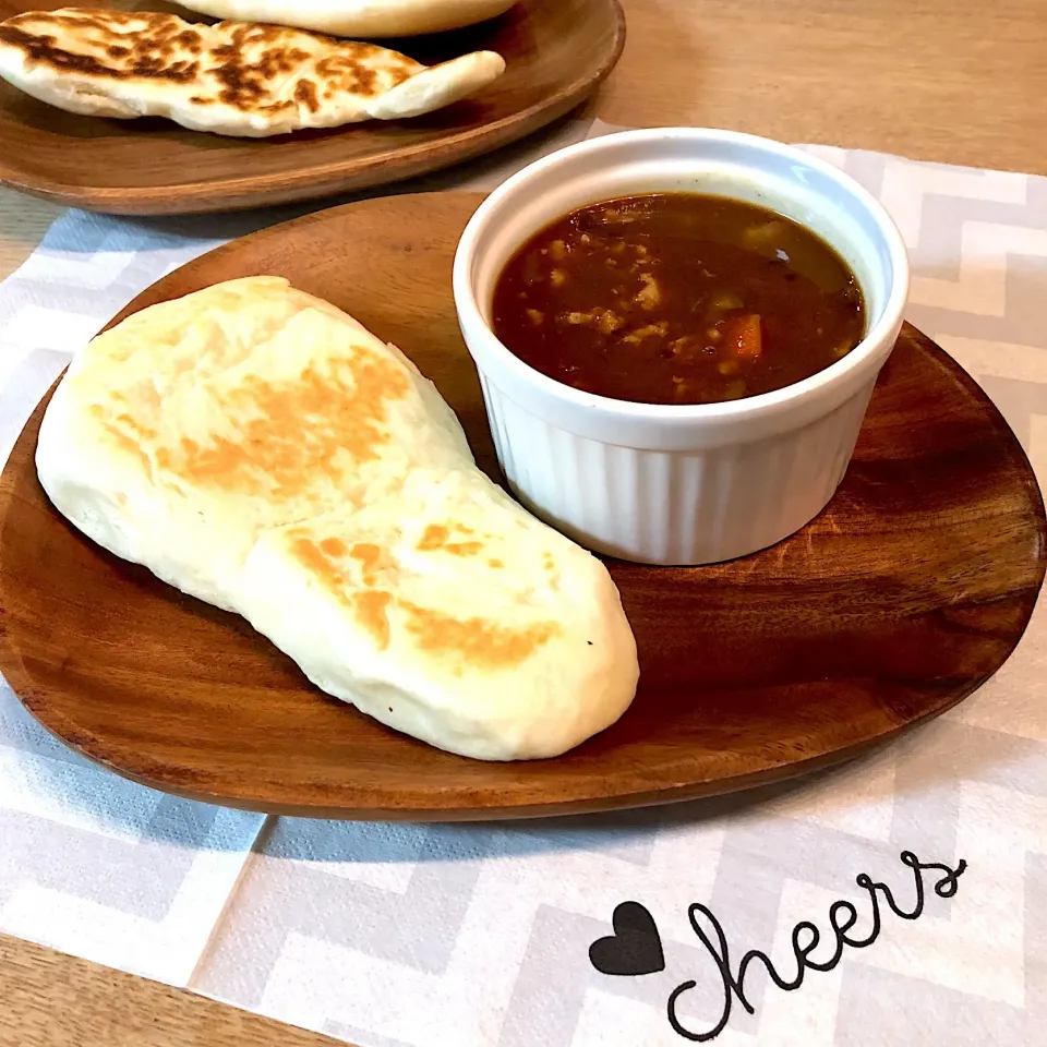 今日の夜ご飯★手作りナンでカレー|emichococo625さん