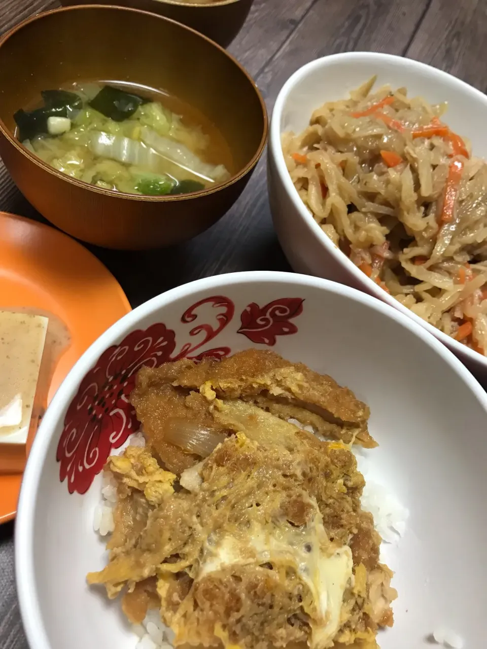 カツ丼☆切り干し大根煮物|MEGUMIさん