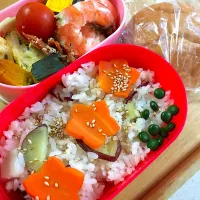 Snapdishの料理写真:お弁当&非常食のコロッケパン|かわちさん