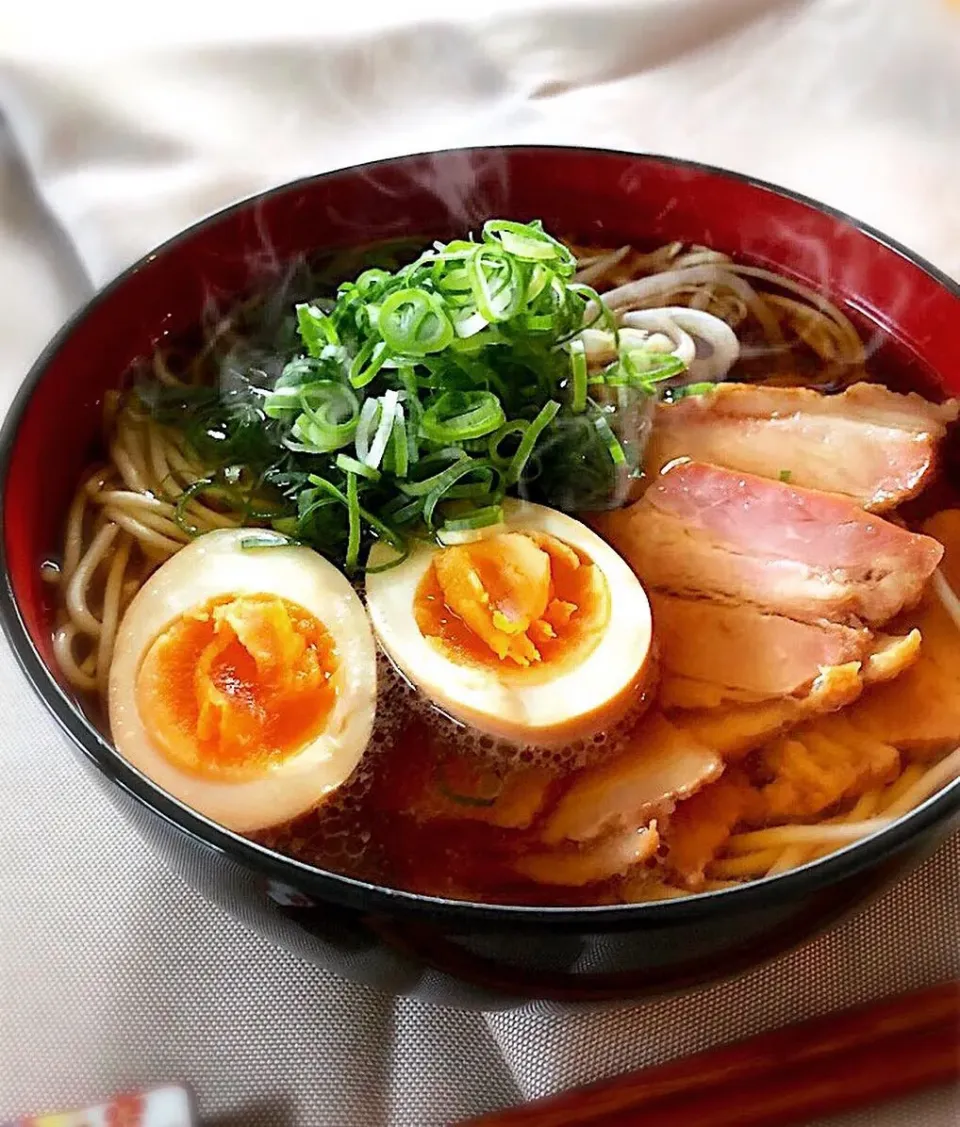 朝ごはんを食べよう😋糖質0麺でお醤油ラーメン🍜|あしゃぱんさん