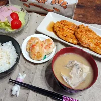 鶏むね肉の蒲焼き定食|ぽよぽよまゆかさん