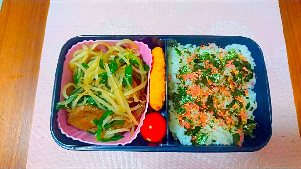 Snapdishの料理写真:レバニラ炒め🎵旦那さんお弁当🎵😊|かおるcitronさん