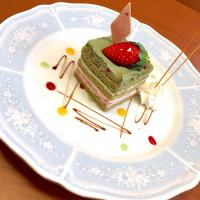 抹茶ミルクイチゴクリームのケーキ🍰
