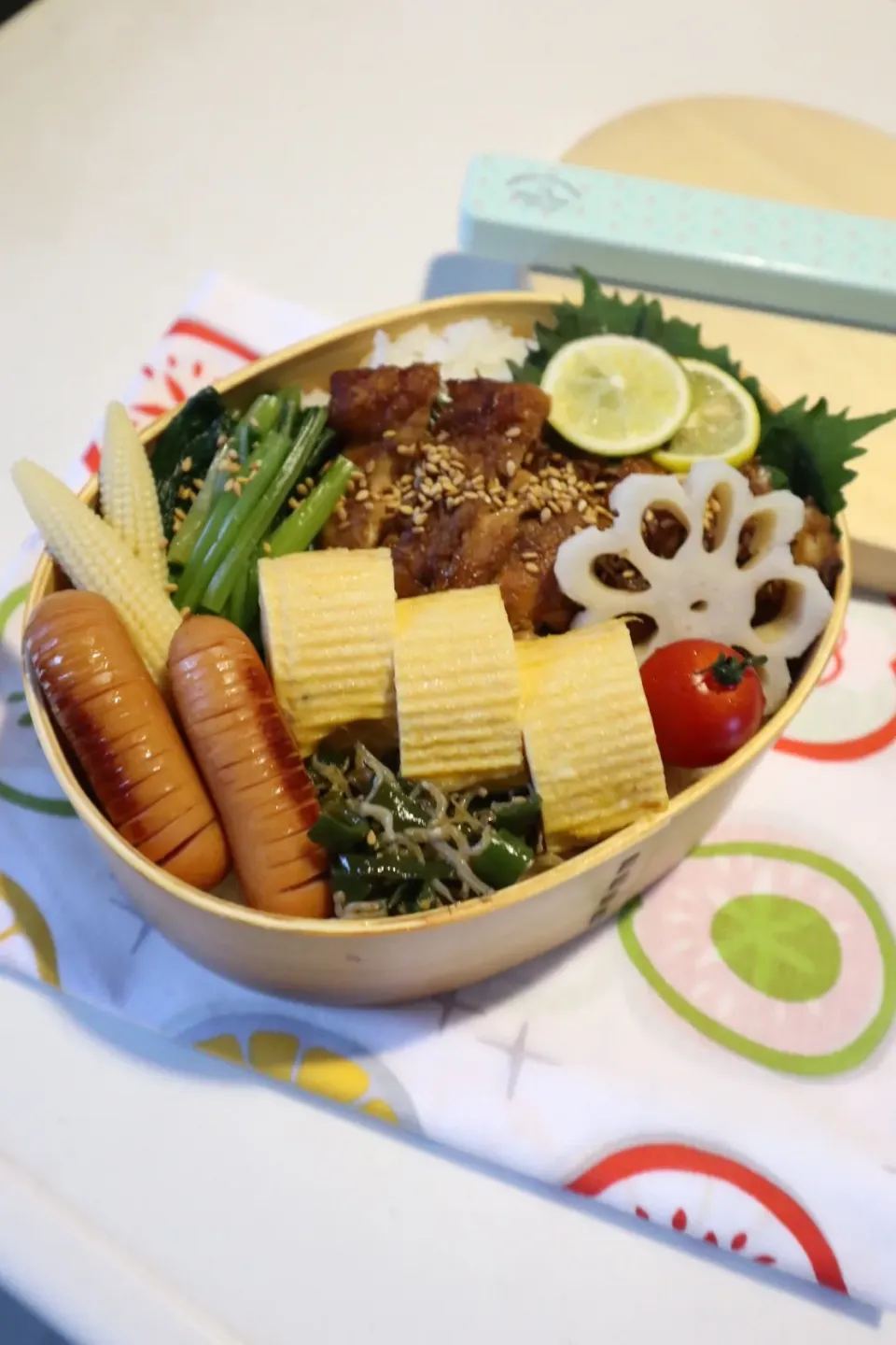 Snapdishの料理写真:中学生男子弁当🍱
鯵の蒲焼き🐟のっけ弁|なかじー。さん