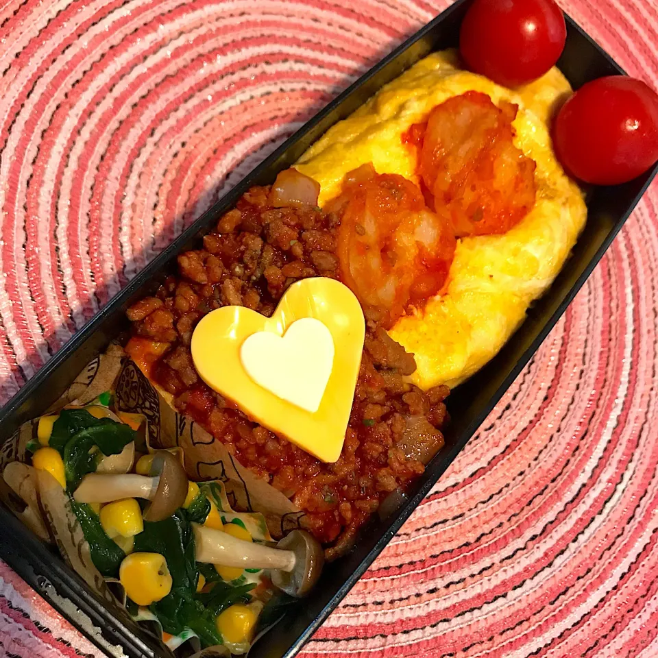 娘の遠足弁当 #娘のお弁当  #遠足弁当  #エビチリ#オムライス|Sakuraさん