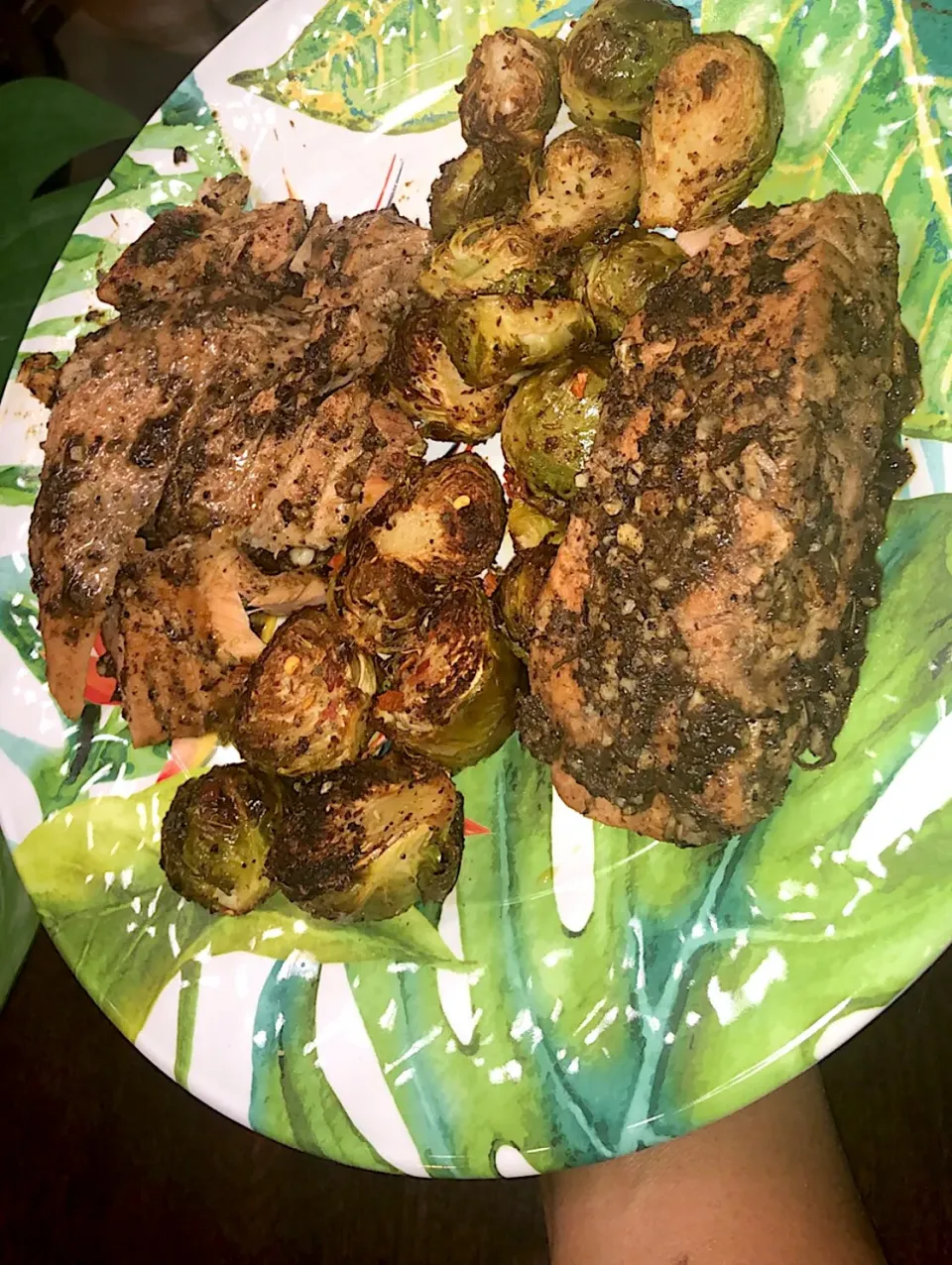 Jerk salmon with garlic roasted Brussels sprouts|Tawanjaさん