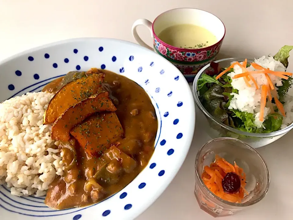 カボチャとなすの秋カレー🍛|Sachiko  Omiyaさん