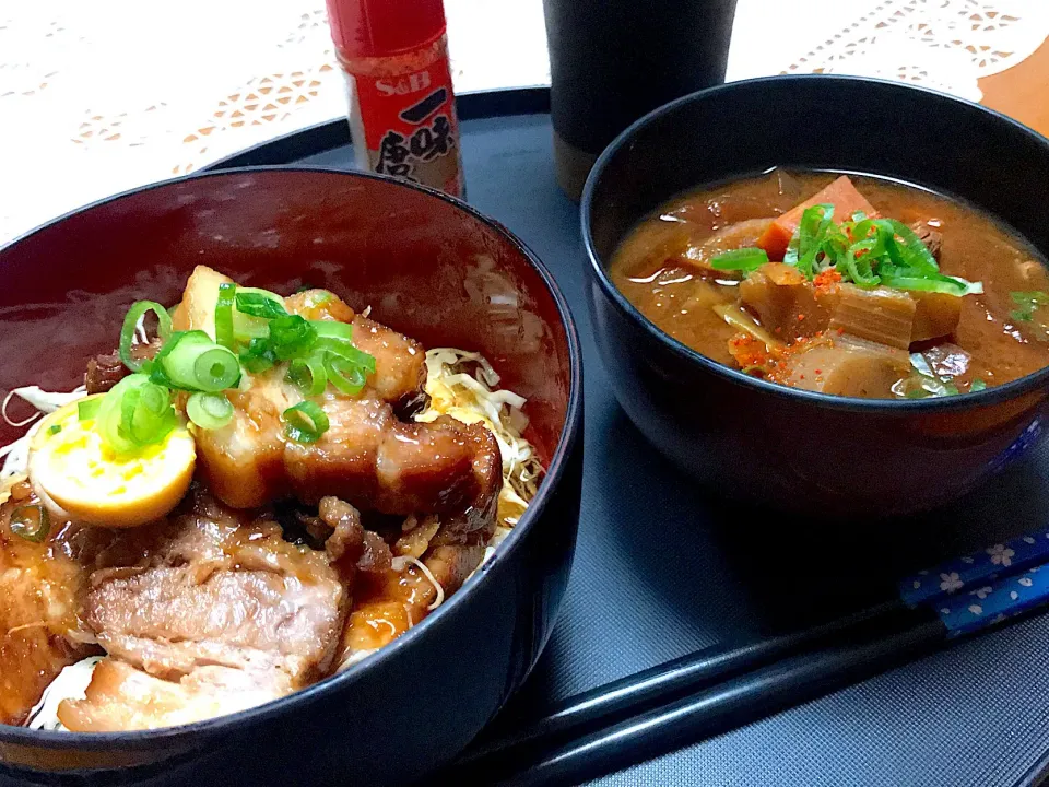 簡単蒸し豚丼定食🍀

#豚丼#蒸し豚#夕飯#豚汁|makoさん