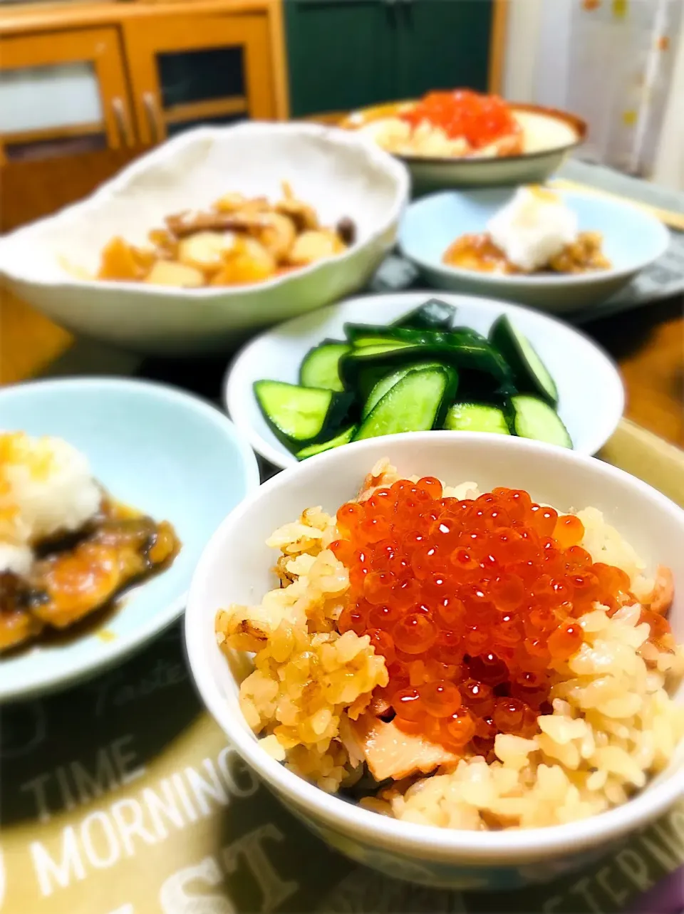 Snapdishの料理写真:松島産秋鮭ではらこ飯🐟|ちはるさん