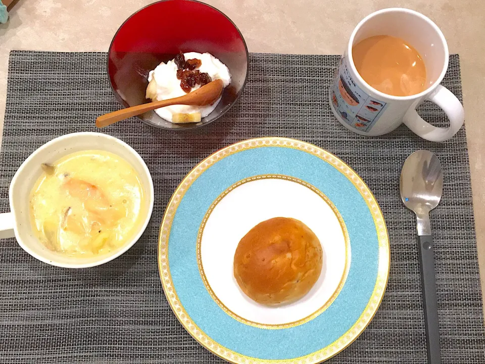 クリームシチューで朝ごはん|せつをkitchenさん