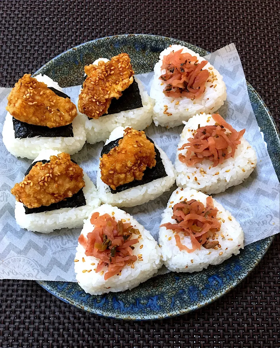 雪若丸と香り米の🍚 甘たれカラアゲにぎり & めしどろぼうにぎり🍙|kiusoudaiさん