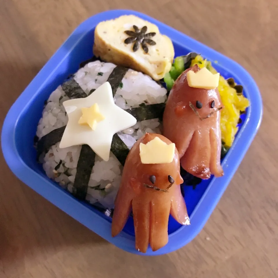 今日のお弁当。フタ…閉めたらカオなくなるやつーw|はるちるさん