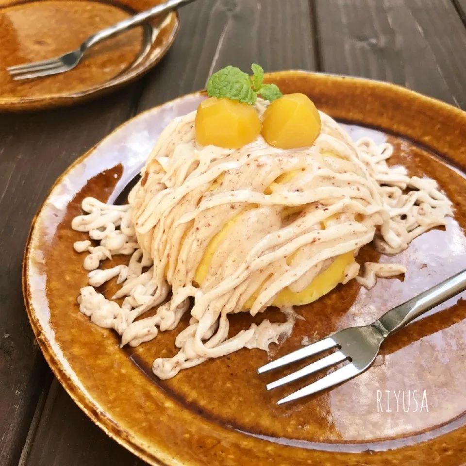 Snapdishの料理写真:レンジ＆茶碗で作る❤️食べきりサイズのモンブラン風ケーキ|riyusaさん