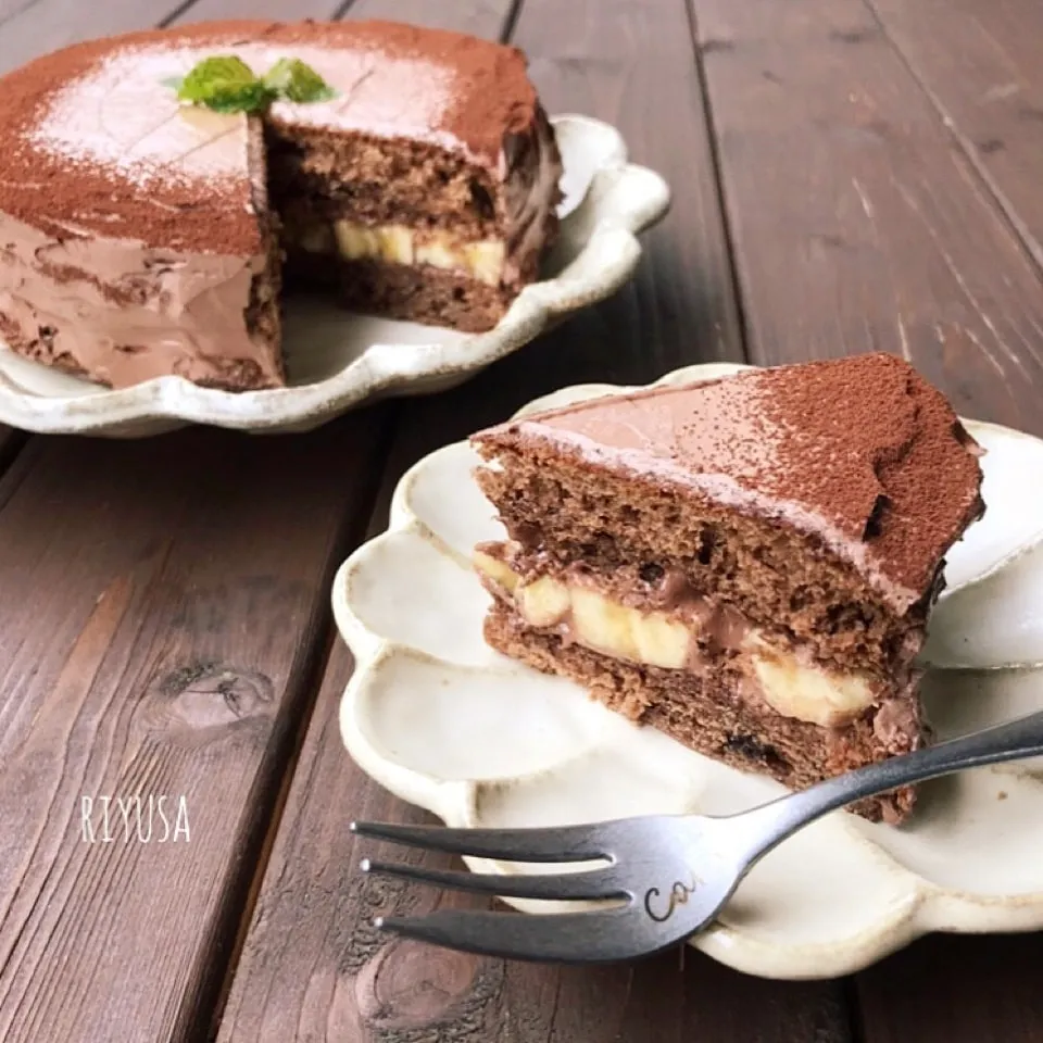 混ぜたら後は炊飯器にお任せ❤️濃厚チョコバナナケーキ|riyusaさん