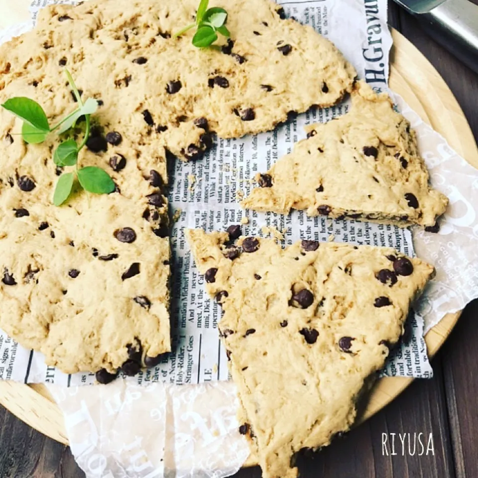 シェアして食べてー❤️特大カフェモカチョコチップクッキー|riyusaさん