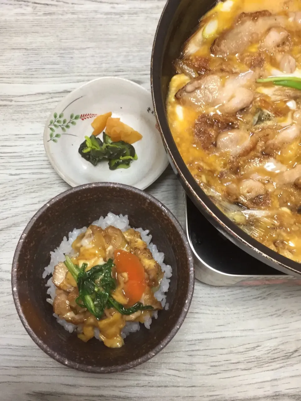 鶏スキの〆で親子丼。|まみっこさん