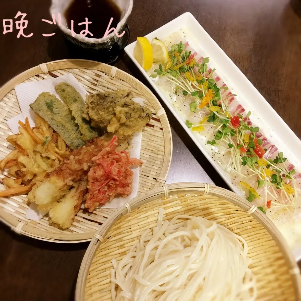 Snapdishの料理写真:おかべの半生うどん&天ぷら&鯛のカルパッチョ|み〜さん