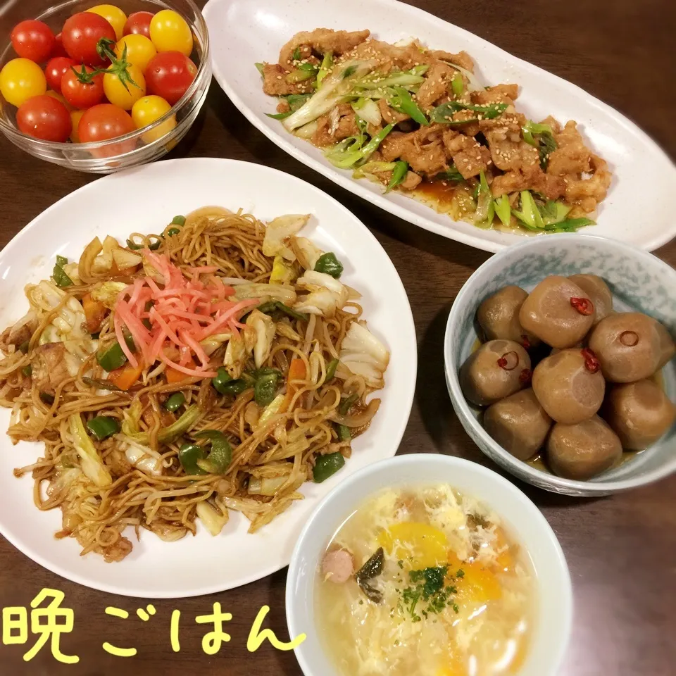 焼きそば&牛ホルモンのネギ炒め&玉こんにゃくの煮物|み〜さん