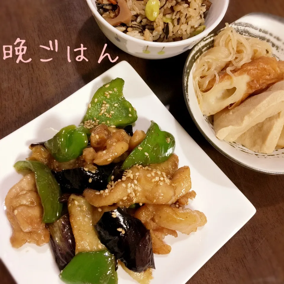 Snapdishの料理写真:鶏とナスの黒酢炒め&大根煮物&ひじきご飯|み〜さん